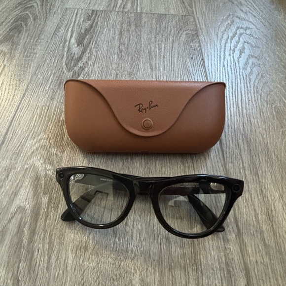 Ray-Ban Meta Glasses Gen 1